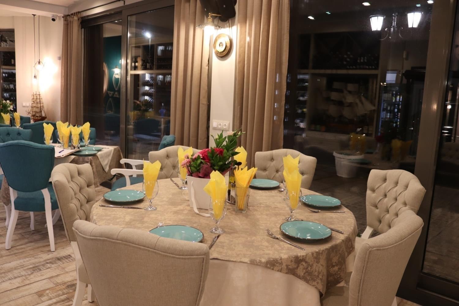 بوموري Rose Gardens Apart Hotel المظهر الخارجي الصورة