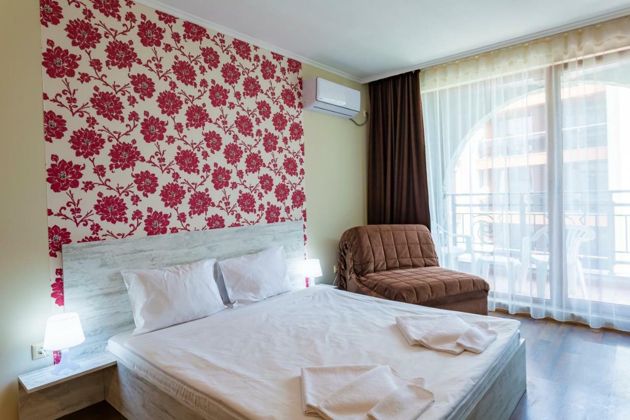 بوموري Rose Gardens Apart Hotel المظهر الخارجي الصورة