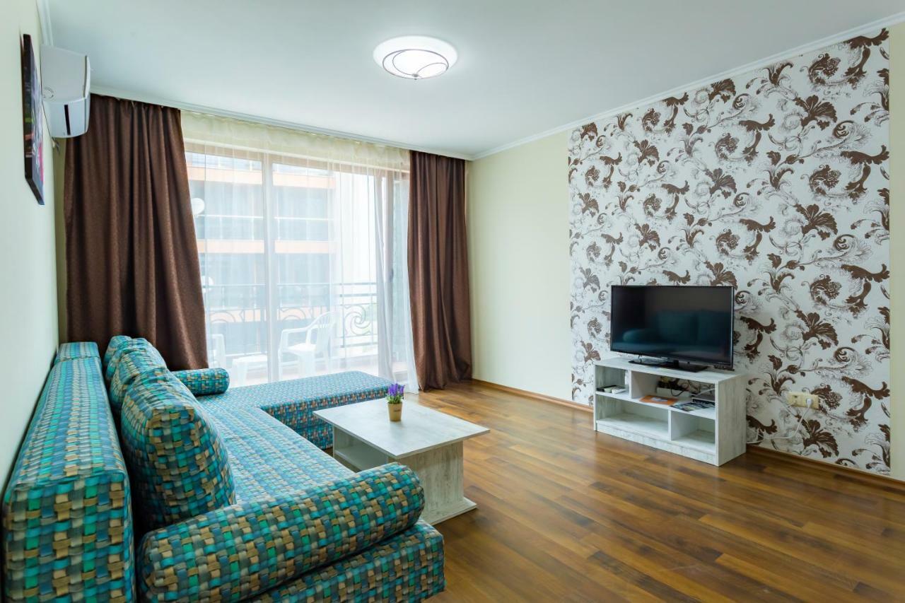بوموري Rose Gardens Apart Hotel المظهر الخارجي الصورة
