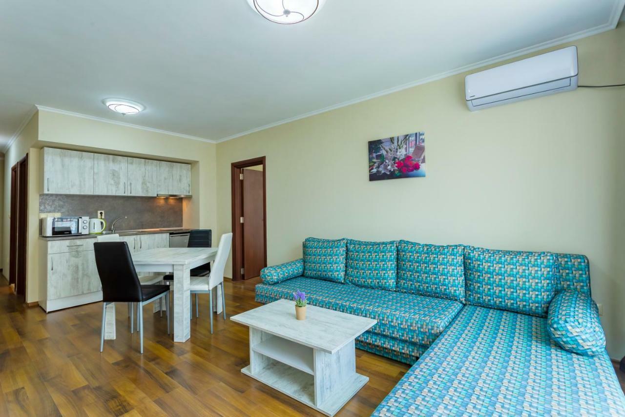 بوموري Rose Gardens Apart Hotel المظهر الخارجي الصورة